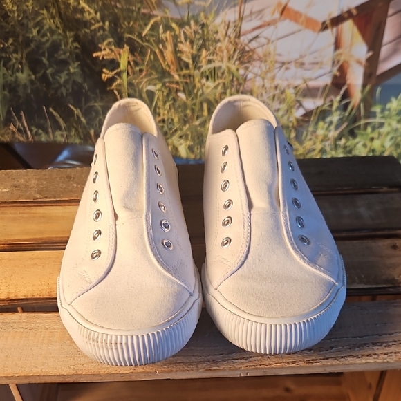 Hurley Off-White Casual Slip-Ons - Picture 10 of 16